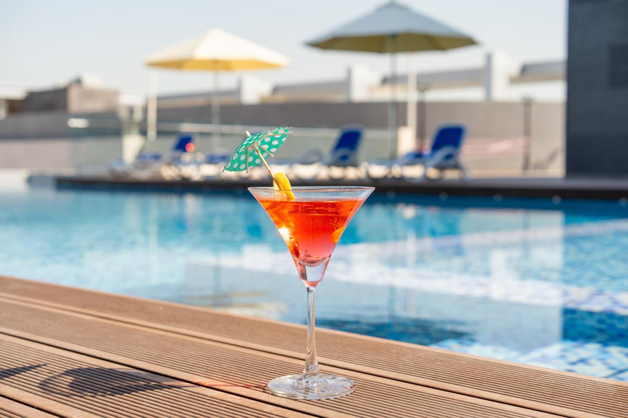 West Walk Retaj Hotel Al Rayyan Esterno foto