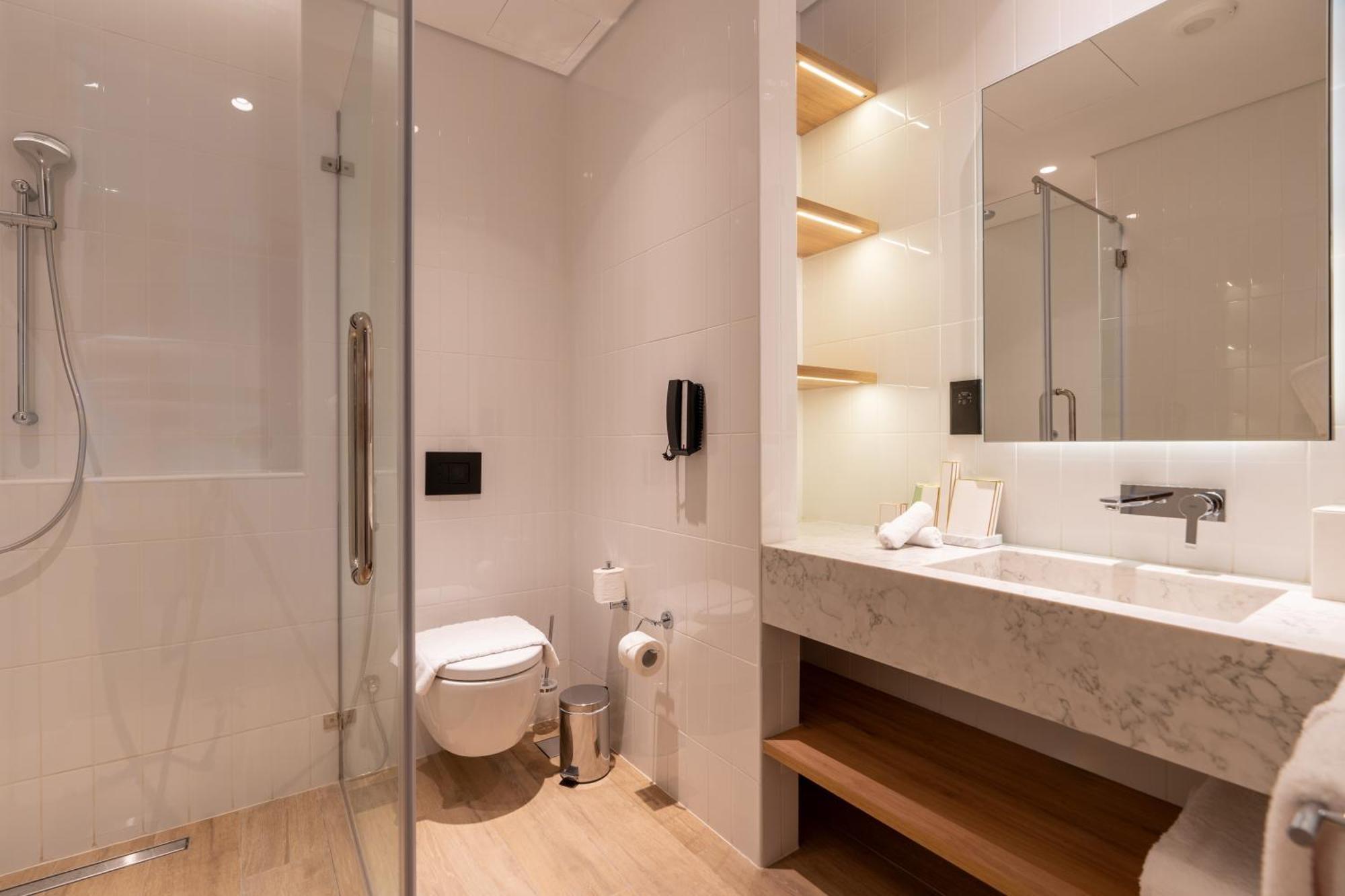 West Walk Retaj Hotel Al Rayyan Esterno foto