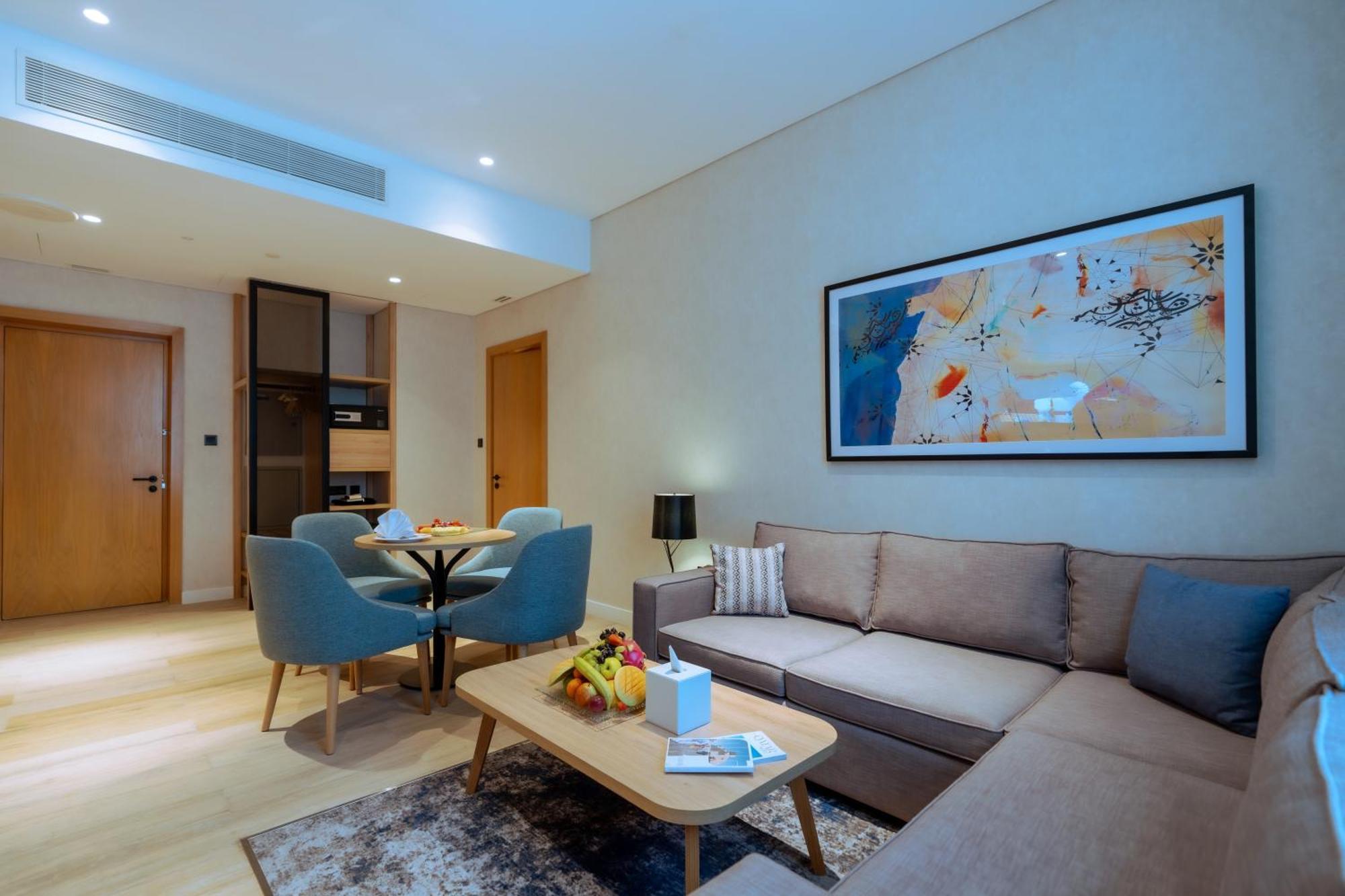 West Walk Retaj Hotel Al Rayyan Esterno foto