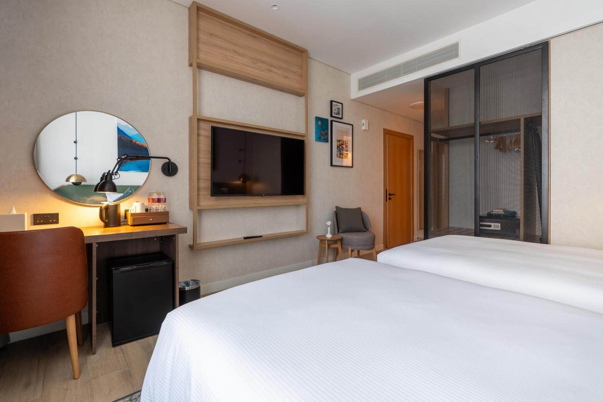 West Walk Retaj Hotel Al Rayyan Esterno foto